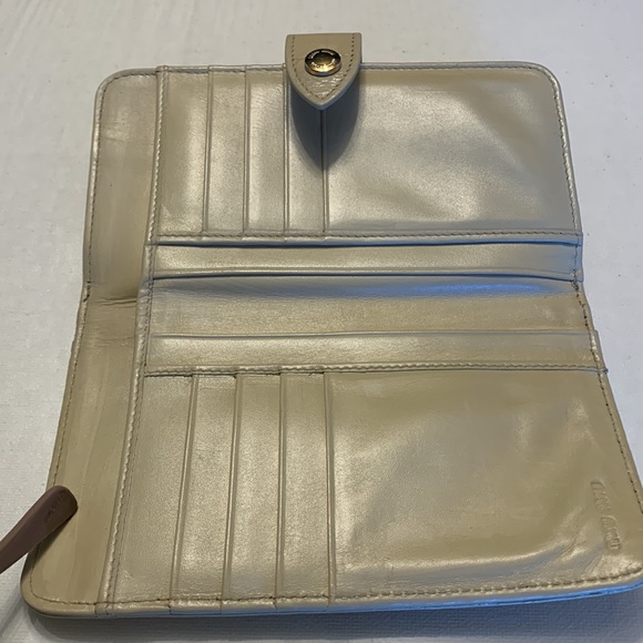 MiuMiu wallet - Picture 3 of 8